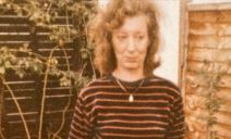 Stara fotografija žene u prirodi