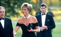 Princeza Dajana nosi osvetničku haljinu