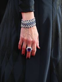 dzulija-roberts-u-crnoj-haljini (5).jpg