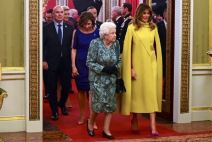 Donald-i-Melanija Tramp-sa-kraljevskom-porodicom (1).png