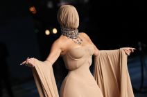 kim-kardasijan (7).jpg