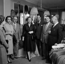 Kristijan Dior sa prijateljima