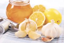 BELI LUK  stock-photo-honey-garlic-and-lemon-as-natural-medicine-41057989.jpg