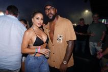 2025-12-03 10_44_28-Larsa Pipen na događaj došla bez donjeg veša i sa 20 godina mlađim dečkom _ Spor.png