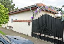 2025-12-03 14_36_24-Ovo je imanje Stoje Novaković u Perlezu _ Kurir.png