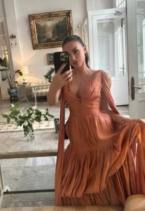 Emina Jahović 3.jpg