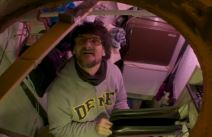 2025-12-16 08_54_12-Inside His Amazing Home in the Tunnels Beneath New York - Mole People - YouTube.png