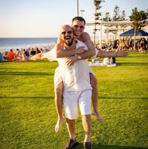 Boban Rajović sa sinom.jpg