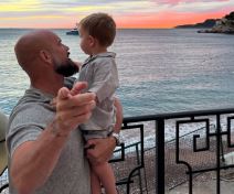 Boban Rajović sa unukom.jpg