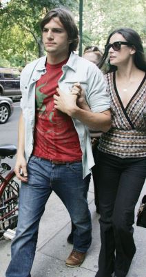 Demi Mur Ešton Kučer