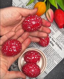 Farbanje jaja za Uskrs.PNG