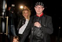 oliver-mandic-sa-suprugom.jpg