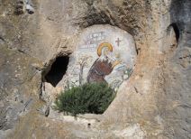 manastir-ostrog.jpg
