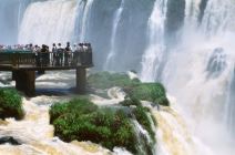 vodopad-u-brazilu.jpg