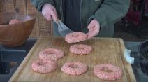 krofne-od-mlevenog-mesa.jpg