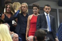 martina-navratilova-i-debra-mesing.jpg