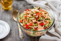 salata-sa-tunjevinom.jpg