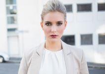 ozbiljna-zena-thinkstock.jpg