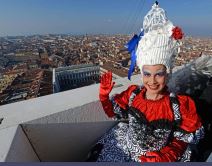 epa-venice-carnival-press-office02.jpg