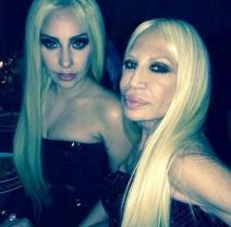 lejdi-gaga-i-donatela-versace.jpg
