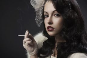 devojka-pusenje-cigareta.jpg