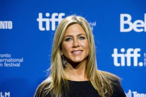 dzenifer-aniston.jpg