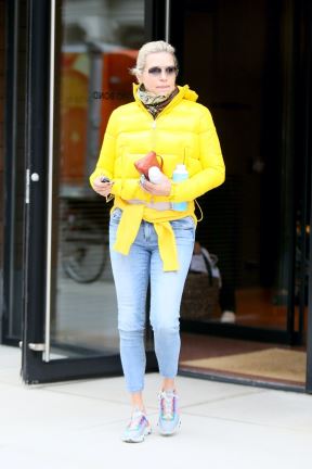 jolandahadid1.jpg