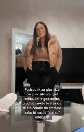 plus-sajz-model.jpg