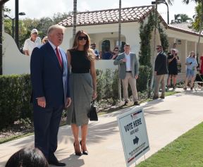 melanijatramp1.jpg