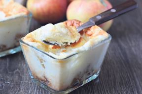 stockphotocottagecheesebakedpuddingwithapplesandcaramelhomemadecottagecheesecasserolewithapples719338507.jpg