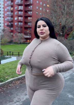 natasha-kr.jpg