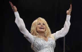 doli-parton.jpg