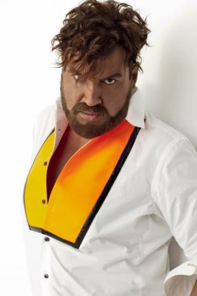 azis.jpg