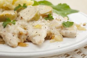 piletina-u-sosu-od-pavlake-thinkstock.jpg