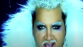 azis1.jpg