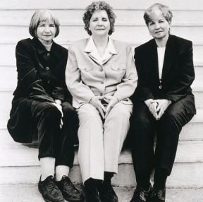 dionne-quintuplets1999.jpg