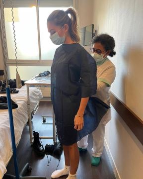 Wasn’t sure about posting this  but here we are  A year ago I had an emergency operation for an ovarian cyst that had exploded in my stomach. 3 months after, my belly started to hurt again and  at the  (3).jpg
