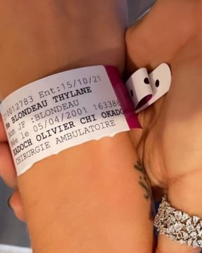 Wasn’t sure about posting this  but here we are  A year ago I had an emergency operation for an ovarian cyst that had exploded in my stomach. 3 months after, my belly started to hurt again and  at the  (2).jpg
