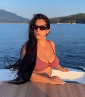 2025-06-01 14_30_57-Marina Smith (@marinasmithoficial) • Instagram photos and videos.jpg