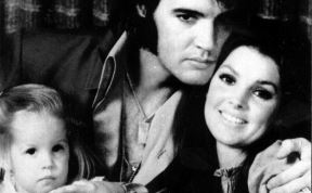 Elvis Presli 2.jpg