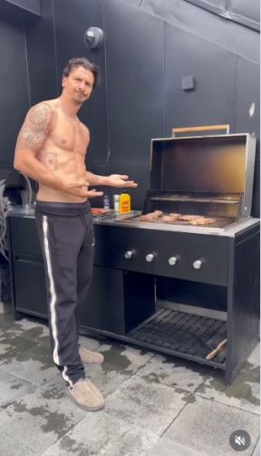 Zlatan Ibrahimović 3 .jpg