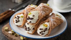 Sicilijanski kanoli sa čokoladnim mrvicama