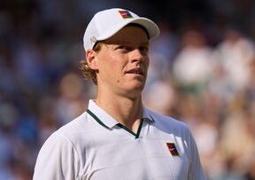janik-siner (2).jpg