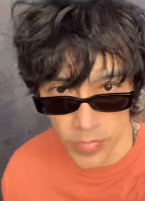 Kinez3.png