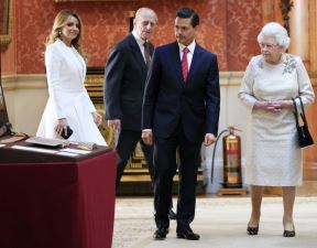 anhelika-rivera-sa-kraljicom-elizabetom.jpg