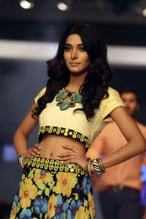 nedelja-mode-u-pakistanu.jpg