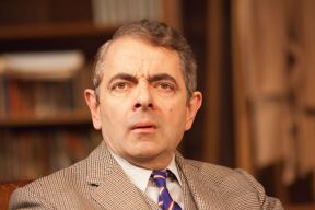 rouan-atkinson.jpg