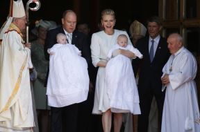 princ-albert-i-princeza-sarlin-sa-bliznacima.jpg