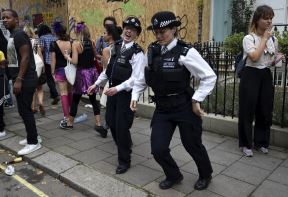 noting-hil-karneval-u-londonu.jpg