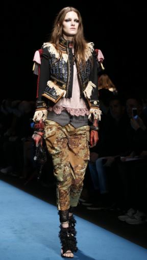 armani-na-nedelji-mode-u-milanu-2016.-.jpg